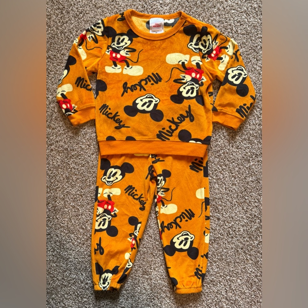 Disney Orange and Black Mickey Mouse Kids Matching Set
